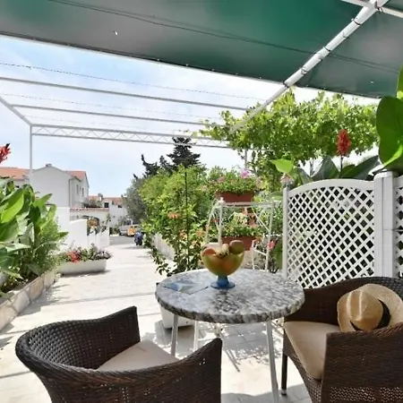 Studio 4 Two Apartment Bol
